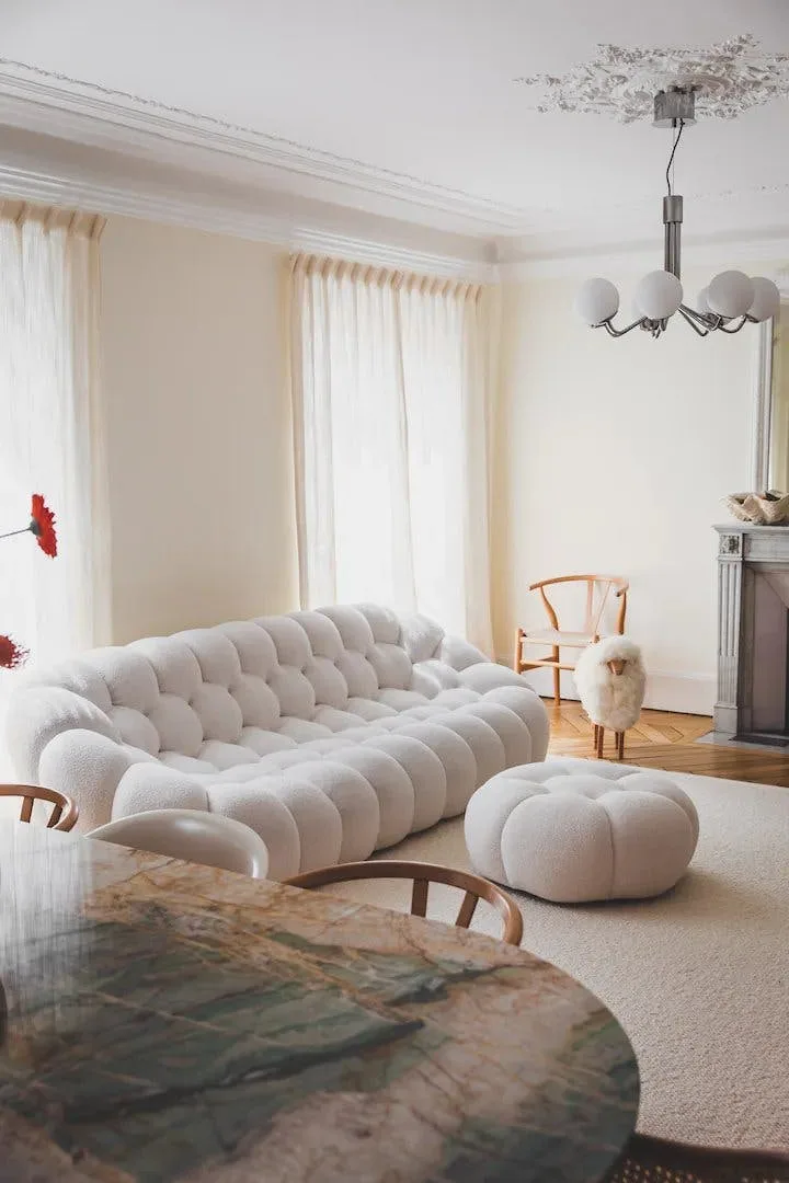 Contemporary Haussmannian Apartment in Neuilly-sur-Seine — 2
