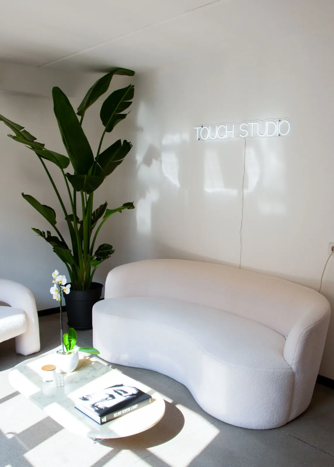 Contemporary Loft Space for Creative Projects in Milan, 160 sqm, showroom presentation, pop-up rental, third interior view