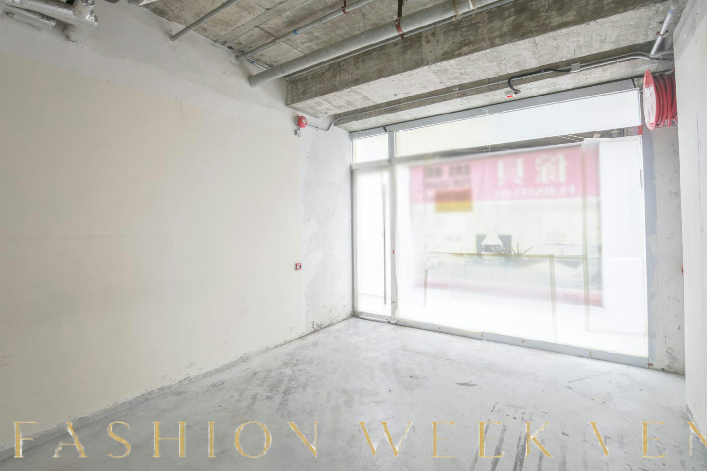 Contemporary Pop-Up Shop in Tsim Sha Tsui, 26 sqm, pop up store in Hong Kong