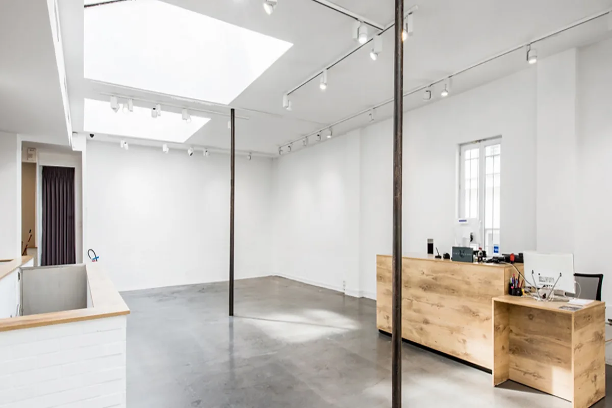 Contemporary Showroom Space in Le Marais — 3