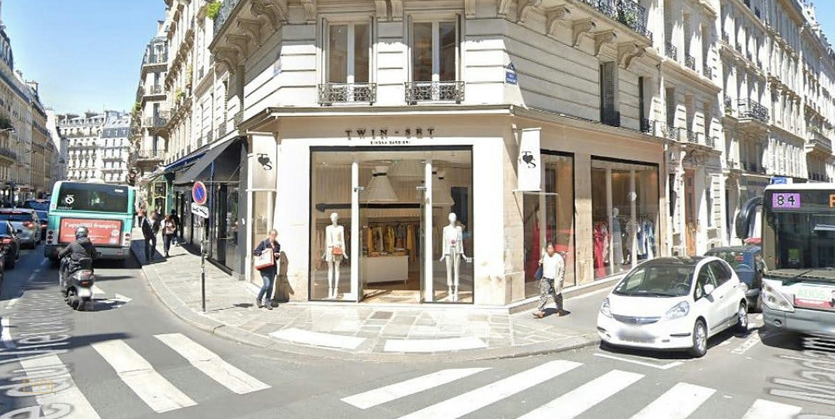 Corner Boutique in a Prime Location - Saint-Sulpice, 279 sqm, pop up store in Paris