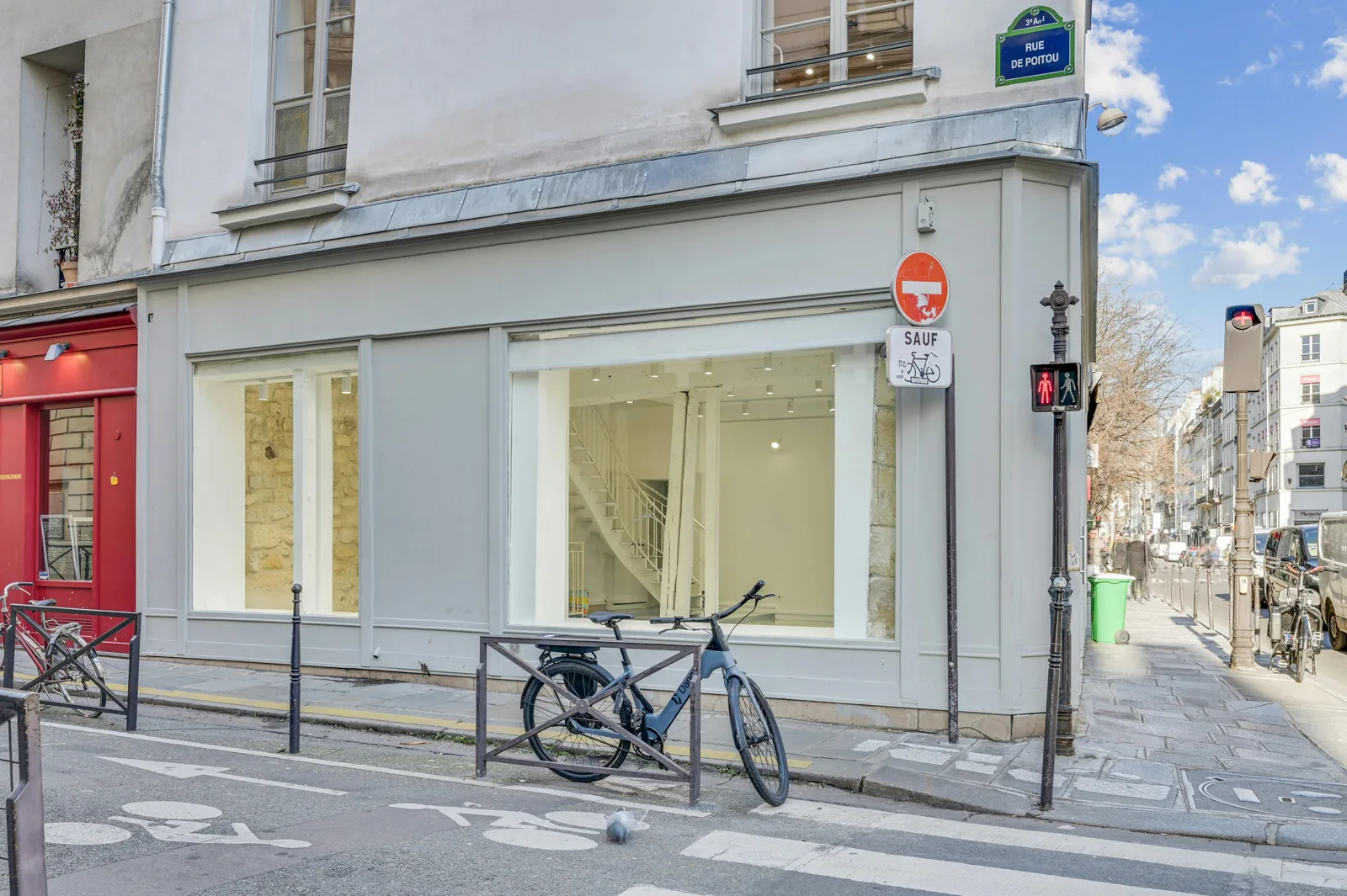 Corner Boutique on Rue de Turenne, Paris — 3