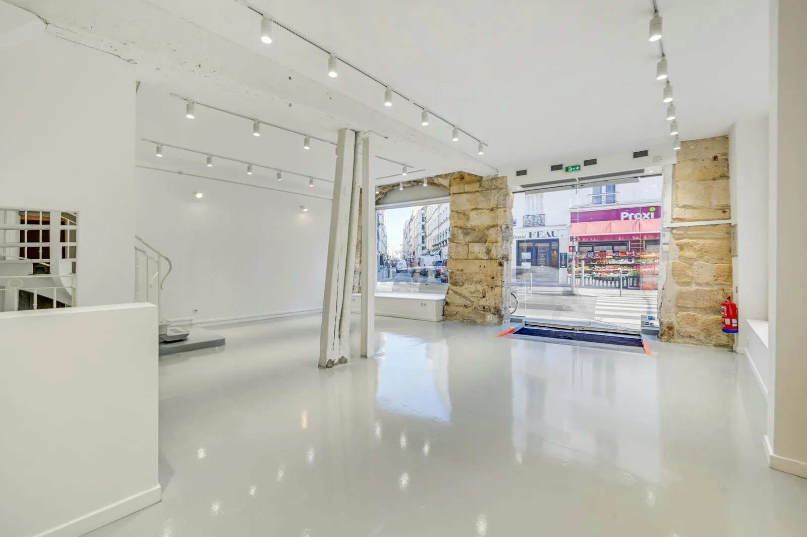 Corner Boutique on Rue de Turenne, Paris — 4