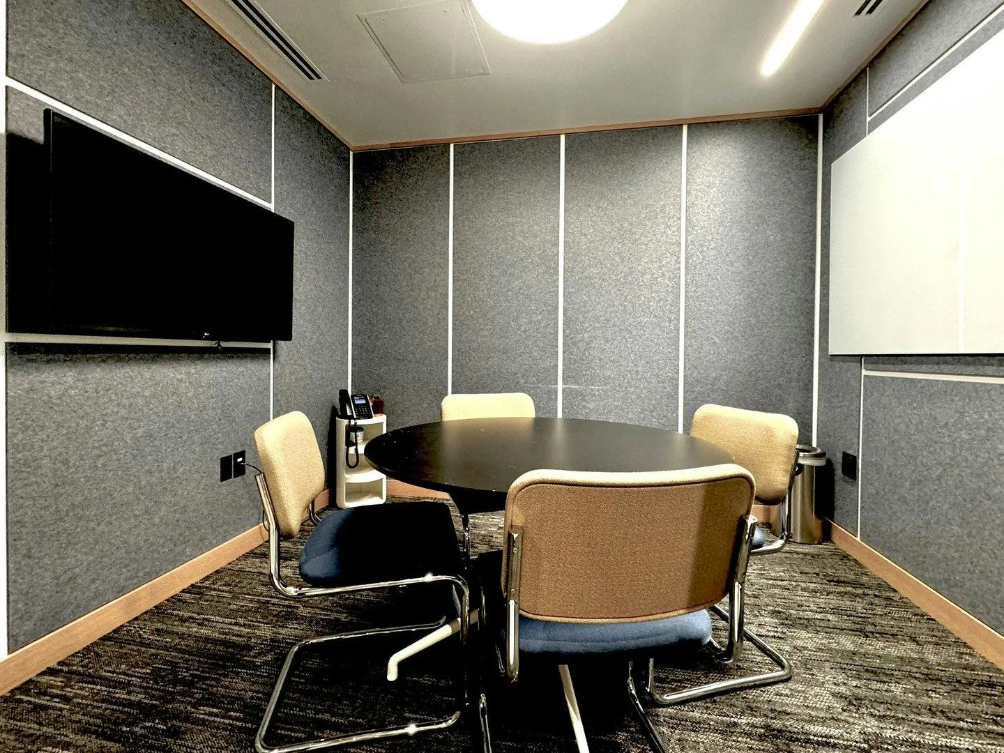 Corporate Lounge in Midtown East, New York — 5