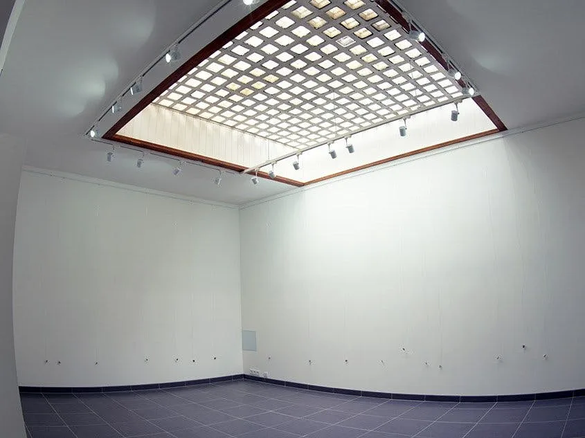 Cosy Art Gallery in Le Havre — 3