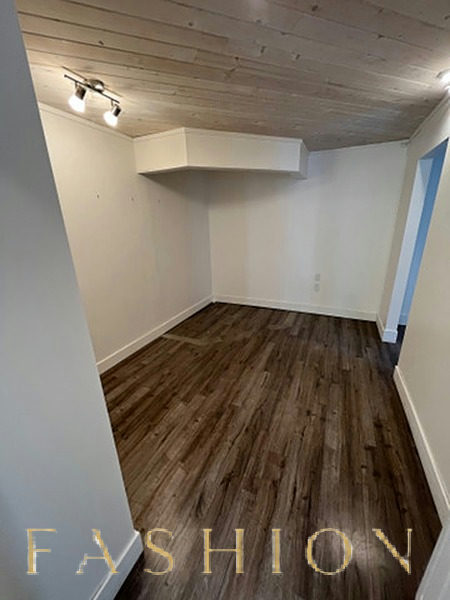 Cosy Micro Studio and Gallery Space Available for Rent, 47 sqm, gallery showing, pop-up rental in Steinbach