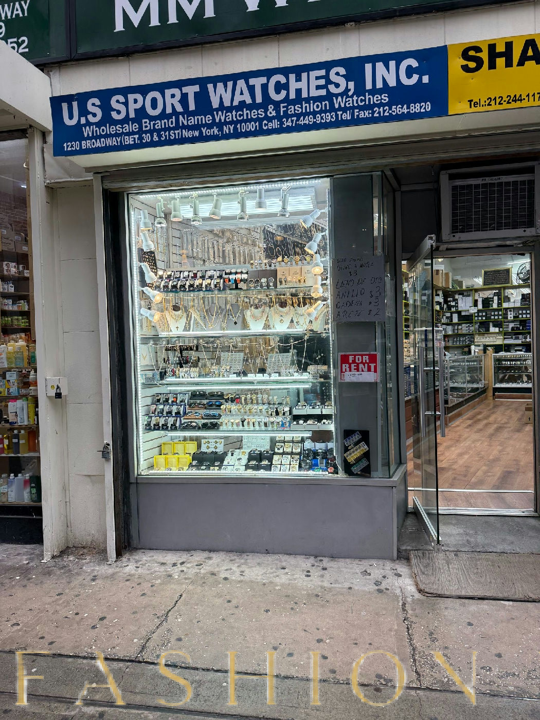 Counters for Rent in Shared Space on Broadway, 186 sqm, pop up store in New York