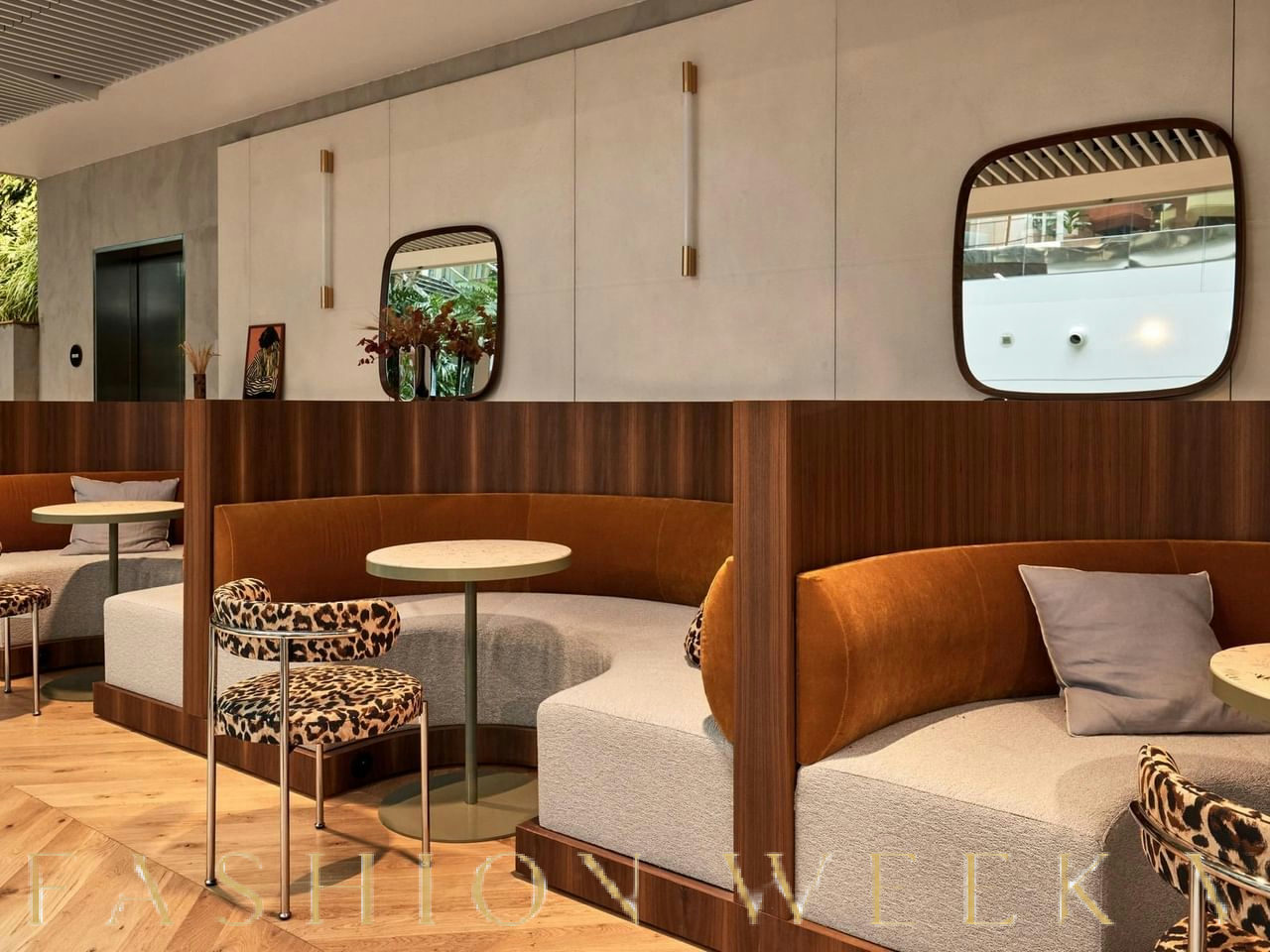 Coworking Space in Paris 9th Arrondissement, 1 sqm, corporate event, pop-up rental, second interior view