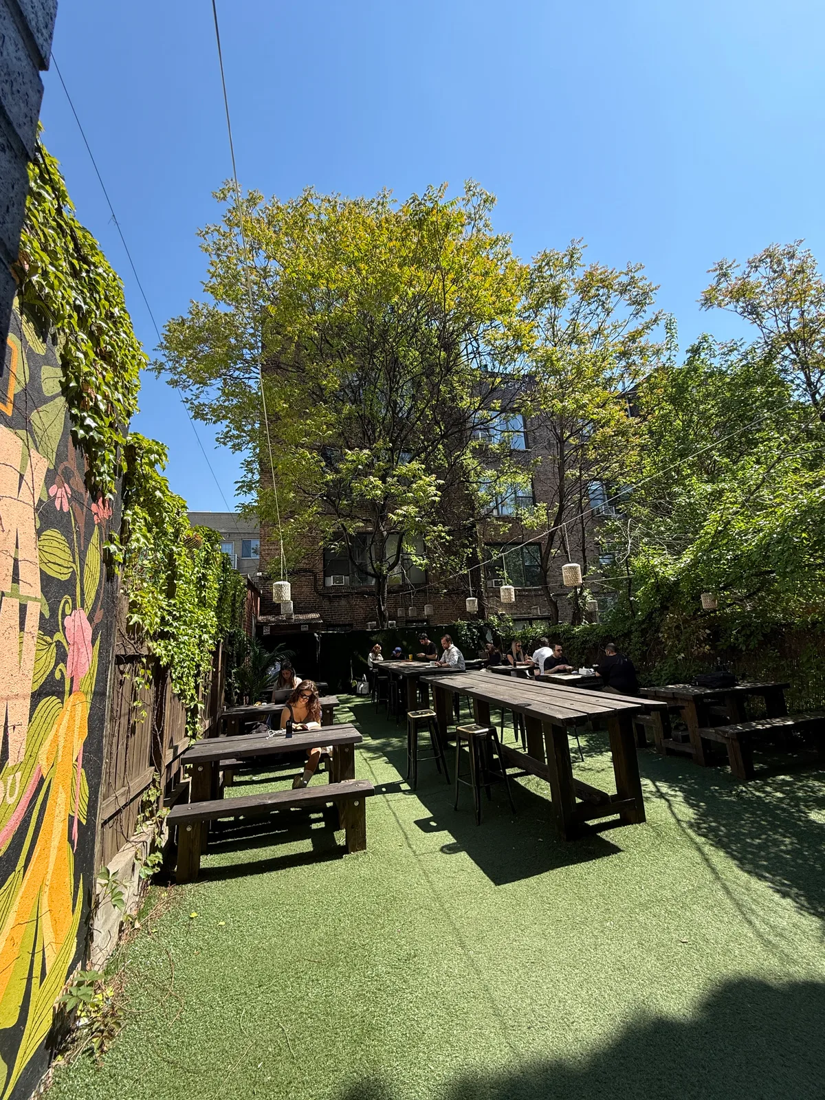 Cozy Outdoor Backyard Space for Diverse Events, 93 sqm, pop up store in Brooklyn, second interior view