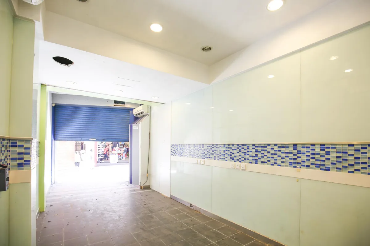Cozy Pop-Up Store Near Monte Fort, 100 sqm, pop up store in Macau, interior view