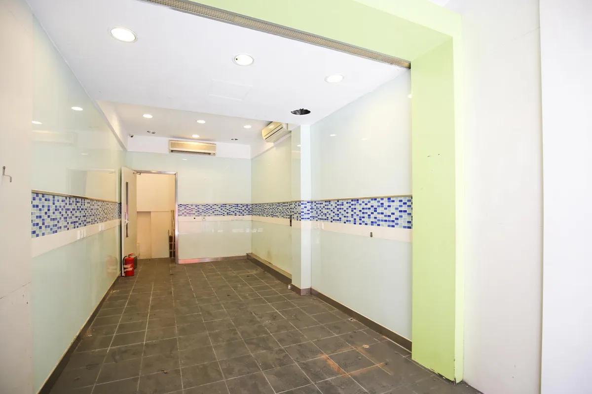 Cozy Pop-Up Store Near Monte Fort, 100 sqm, pop up store in Macau, second interior view
