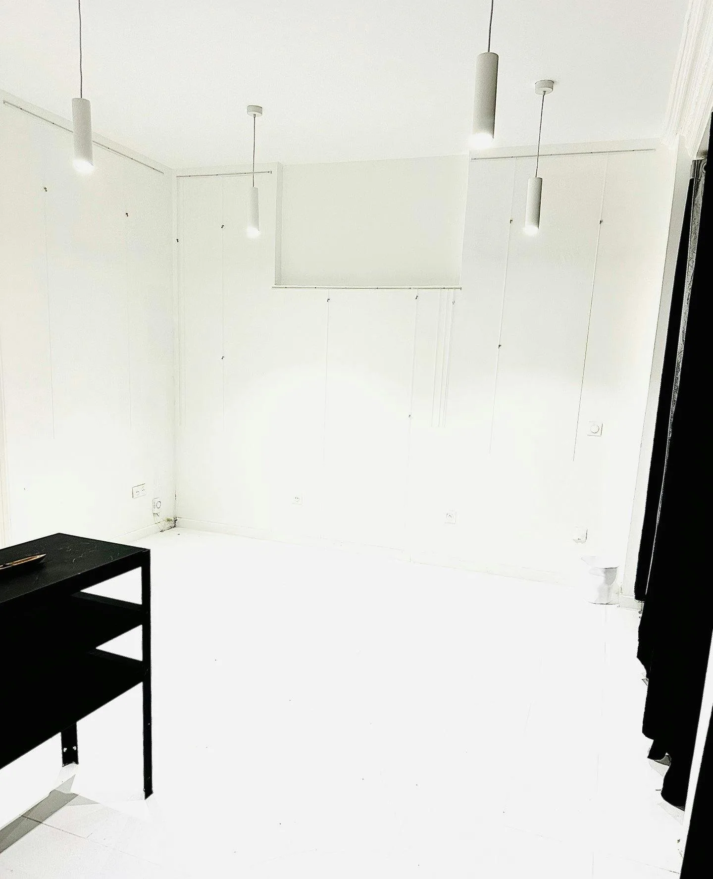 Creative Atelier and Gallery Space in Paris 17th Arrondissement — 2