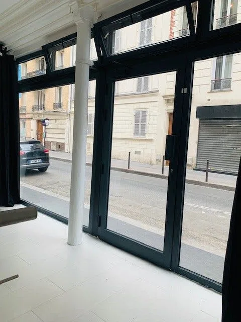 Creative Atelier and Gallery Space in Paris 17th Arrondissement — 4