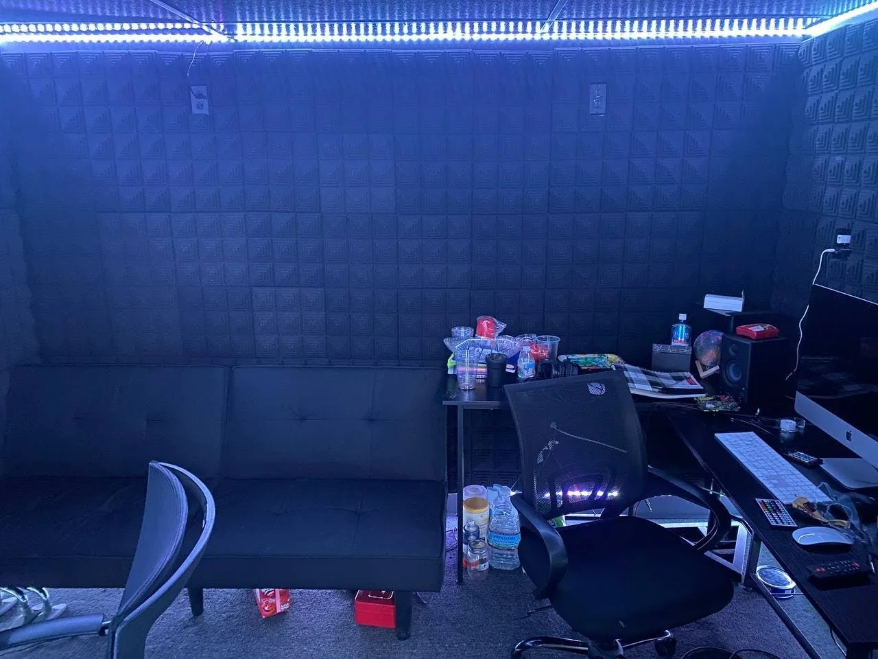 Creative Multi-Room Studio in Floral Park — 5