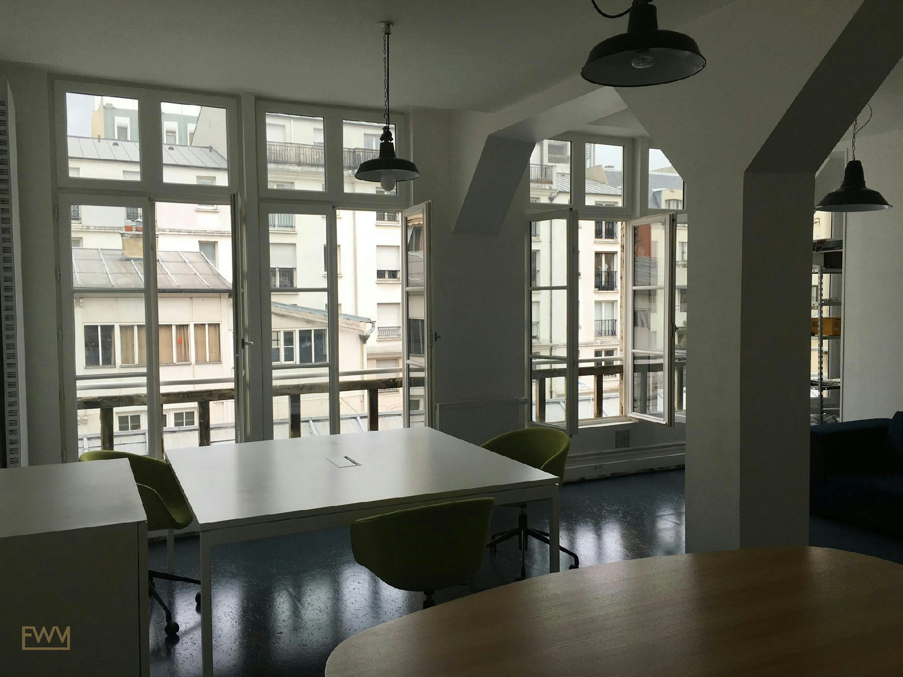 Creative Office and Atelier in Paris 11th Arrondissement, 42 sqm, showroom presentation, pop-up rental