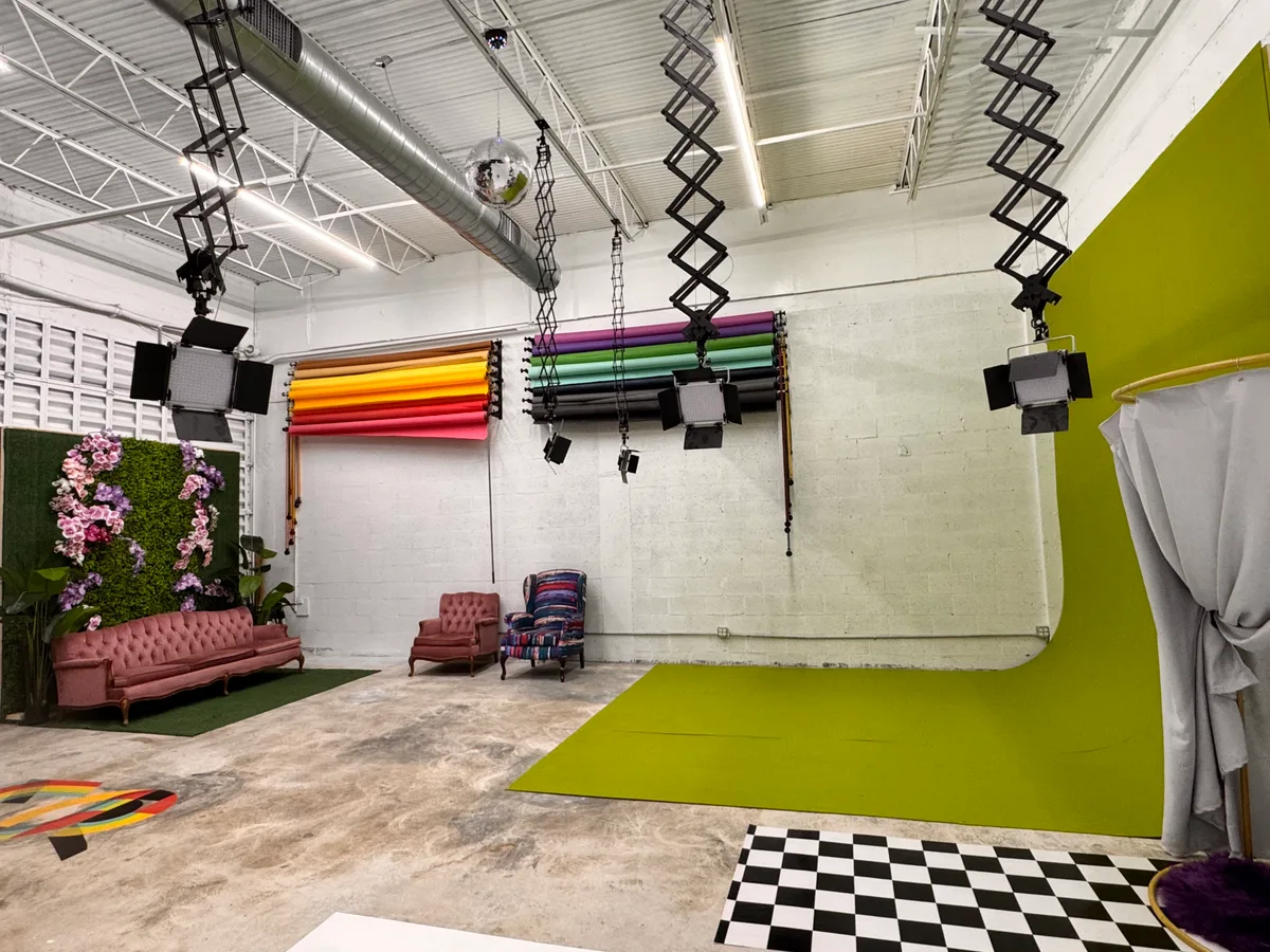 Creative Photo Studio in Miami, 186 sqm, photo shoot, pop-up rental, interior view