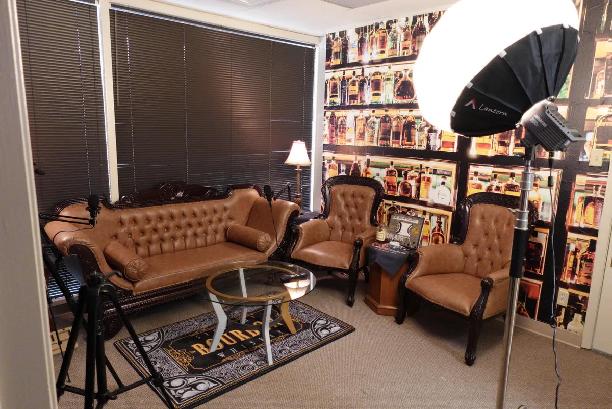 Creative Spaces for Media Production and Events, 74 sqm, photo shoot, pop-up rental in Houston