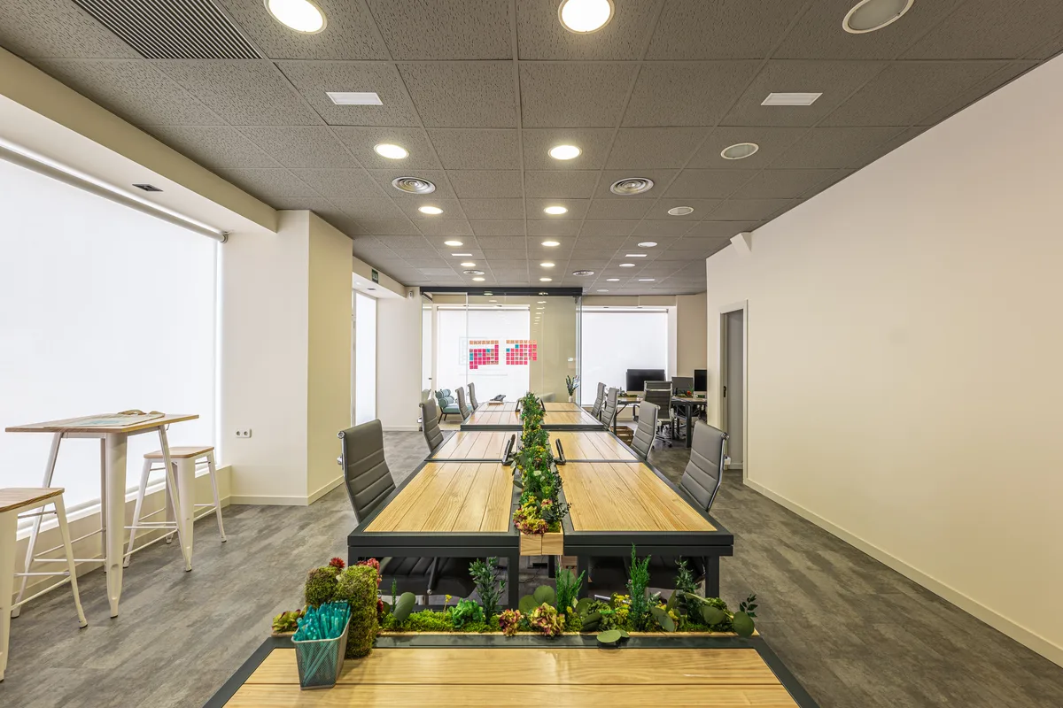 Creative Street-Level Space for Corporate Events in Madrid, 220 sqm, pop-up rental, third interior view