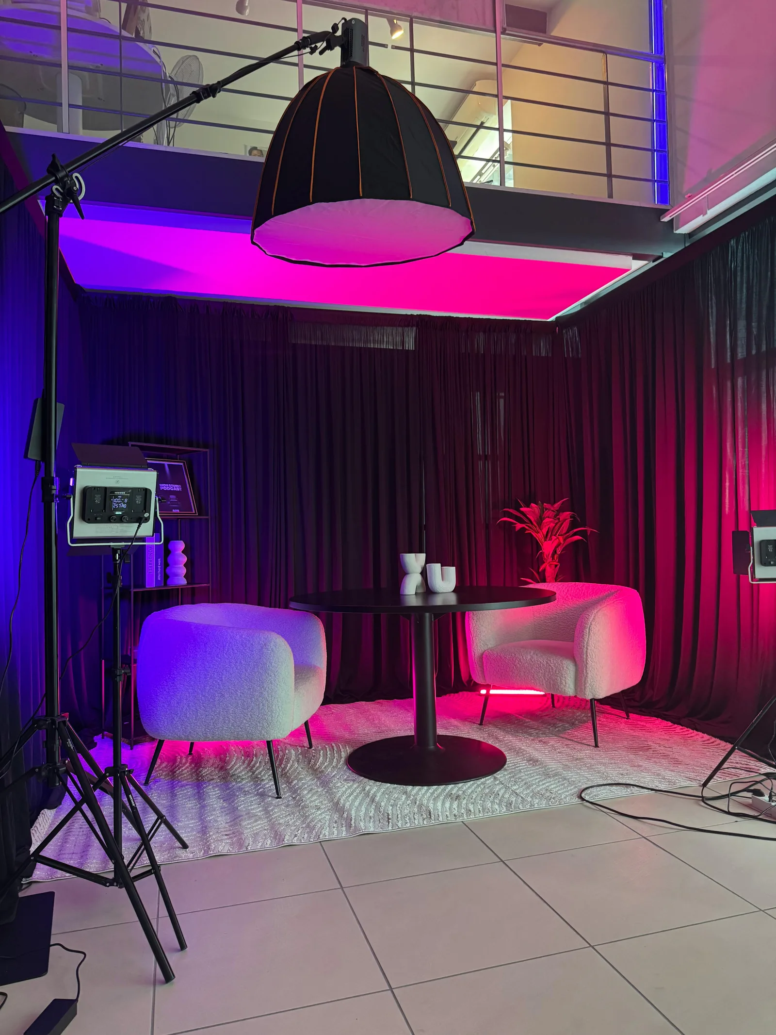 Creative Studio and Photo Space in Émerainville — 2