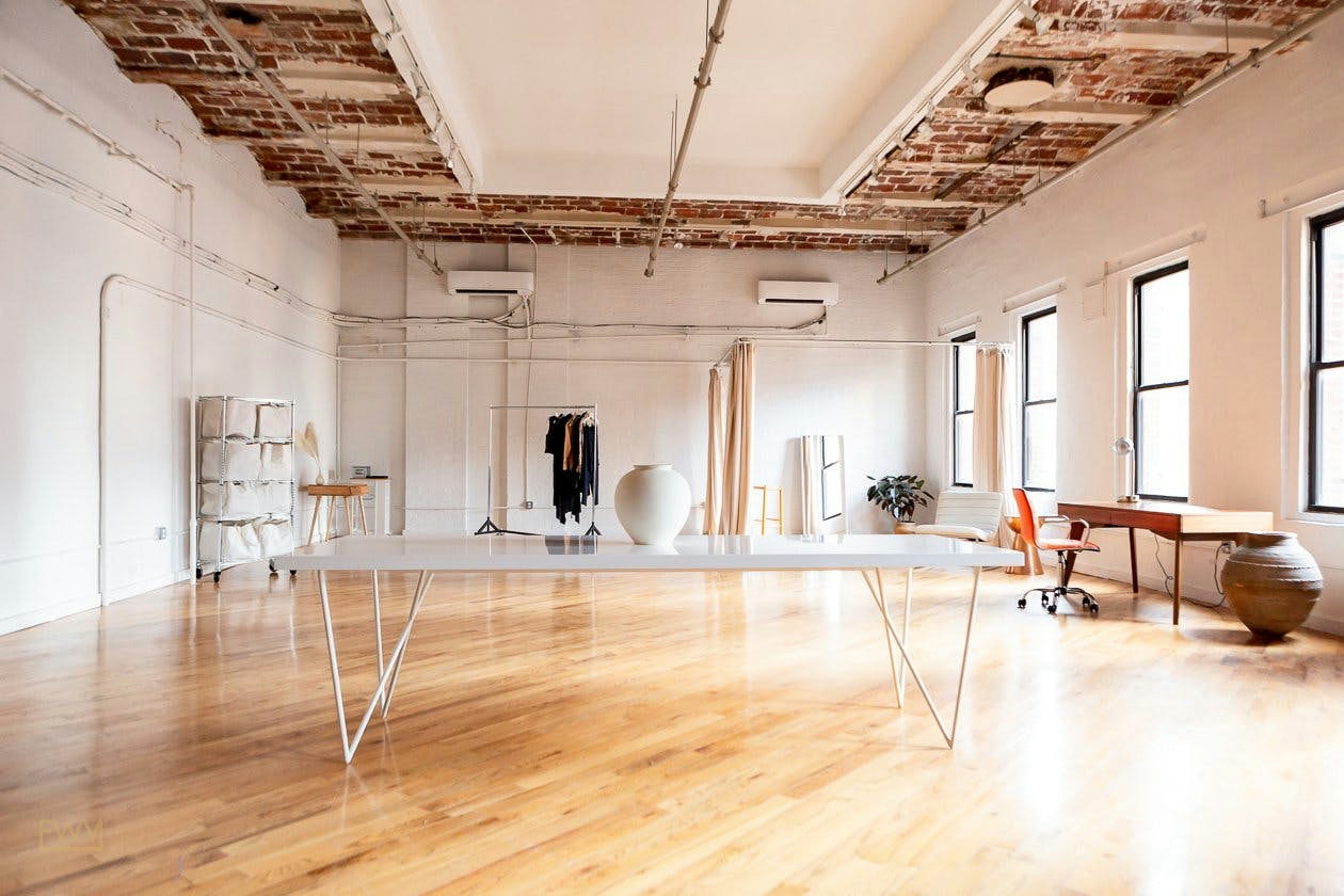 Creative Studio Space in DUMBO, Brooklyn, 144 sqm, gallery showing, pop-up rental