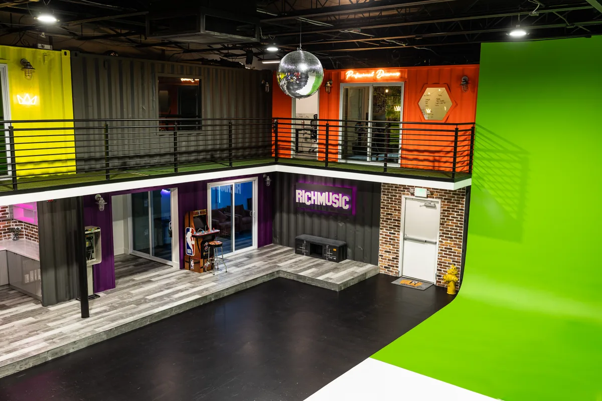 Creative Studio Space in Wynwood Arts District, 465 sqm, photo shoot, pop-up rental in Miami, second interior view
