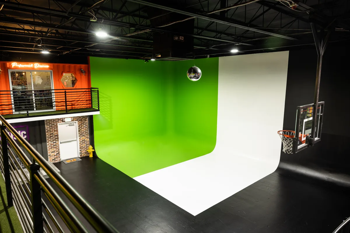 Creative Studio Space in Wynwood Arts District, 465 sqm, photo shoot, pop-up rental in Miami, third interior view