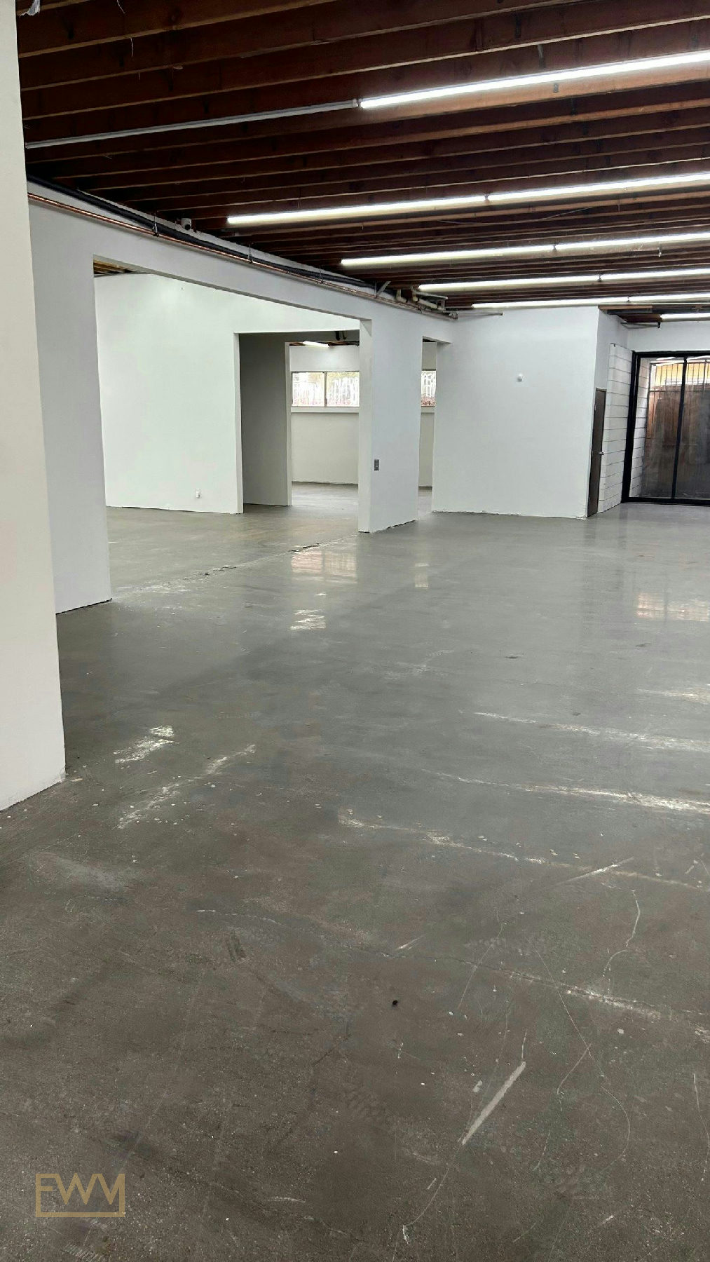 Custom Commercial Space on North Fairfax Avenue, Los Angeles, 650 sqm, pop up store