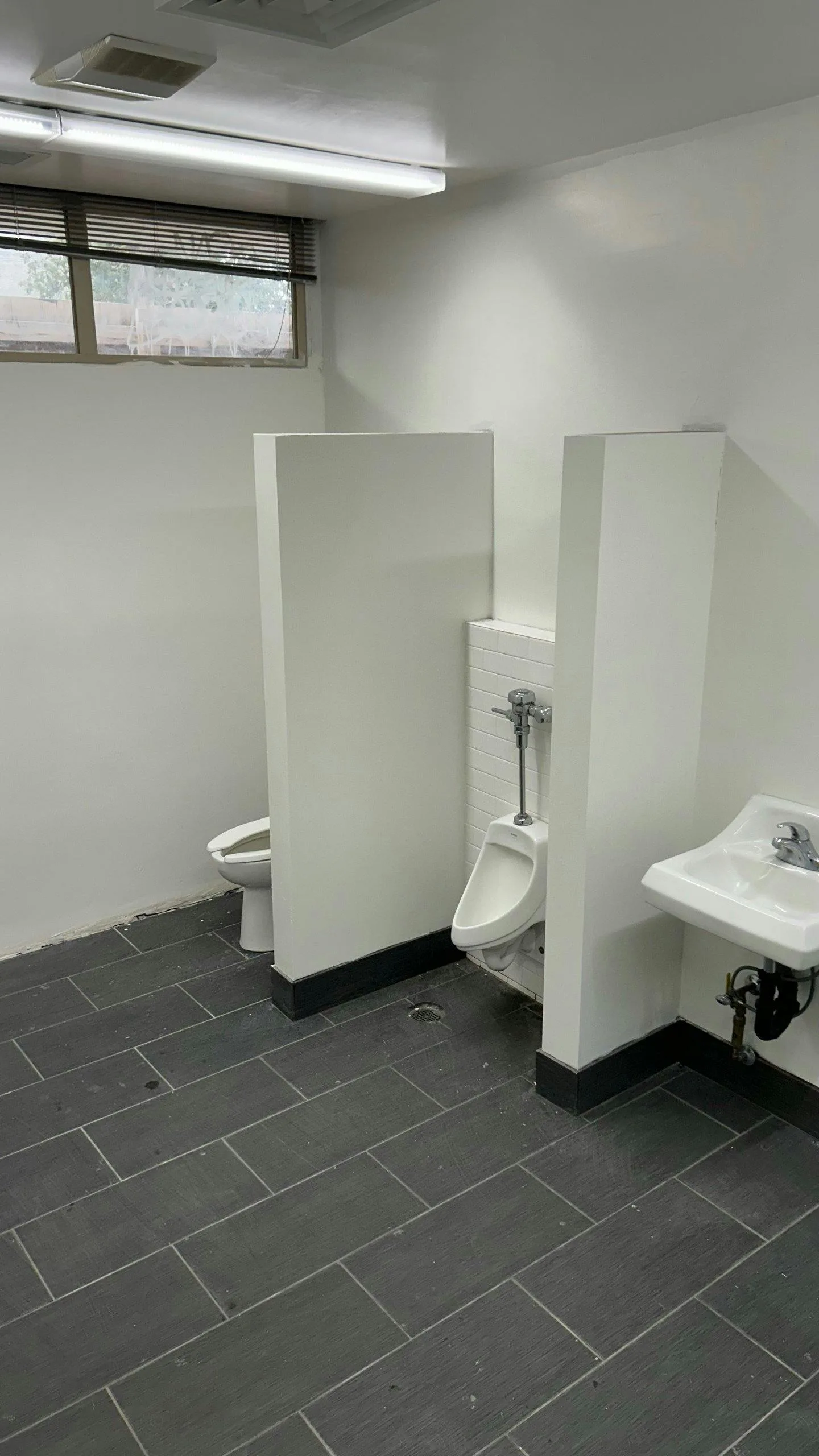 Custom Commercial Space on North Fairfax Avenue, Los Angeles — 5