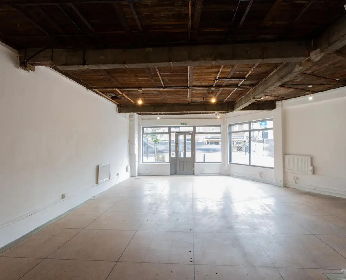 Customizable White Space for Events and Activations, 84 sqm, brand activation, pop-up rental in Greater London, interior view