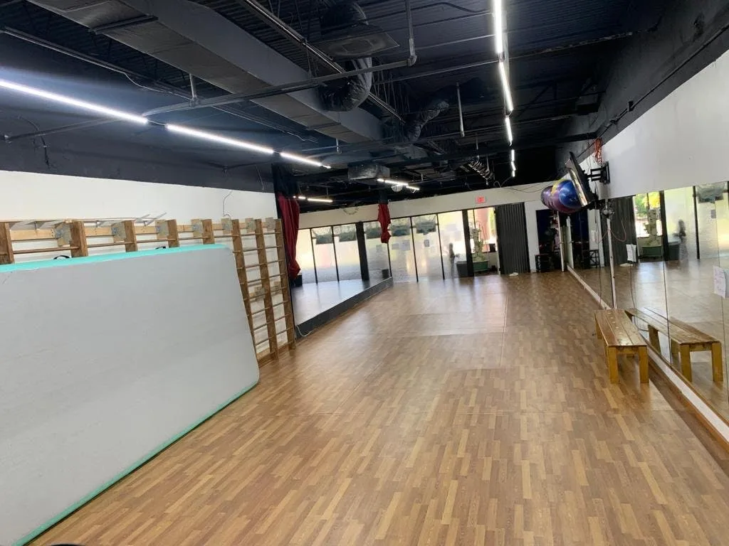 Dance Studio Event Area With Stage in Lake Worth — 2