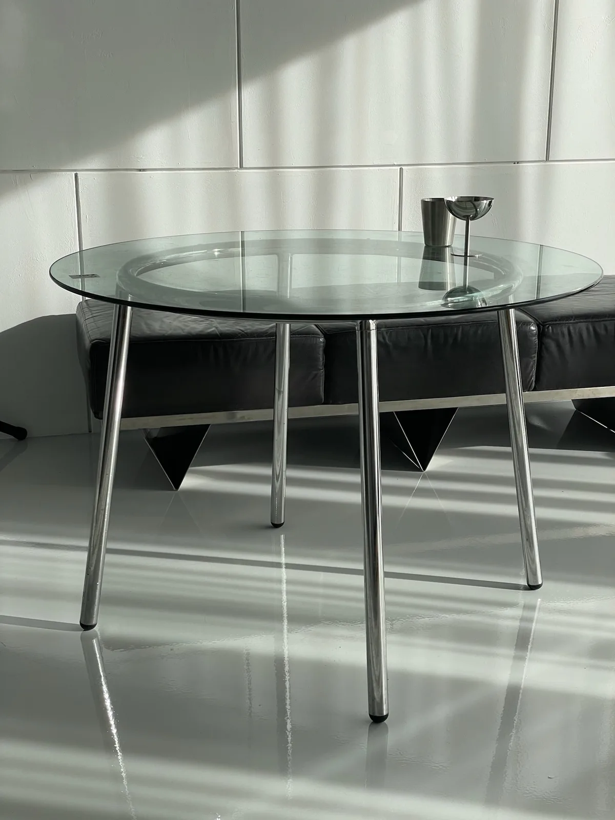 Daylight Studio with Unique Designer Furniture, 70 sqm, creative workshop, pop-up rental in Aalsmeer, additional interior vi…
