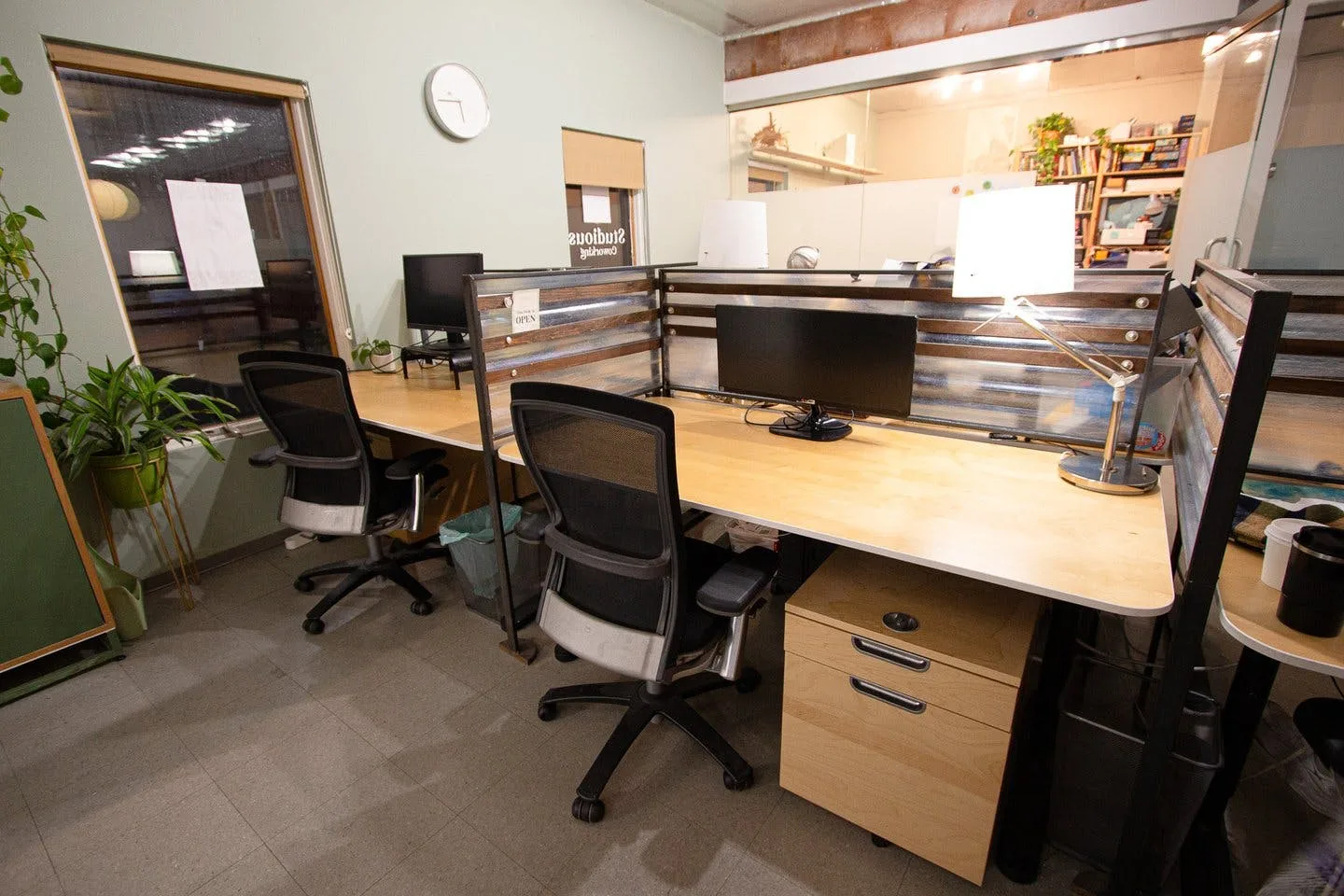 Dedicated and Open Desks on Bamboo Lane, Los Angeles — 4