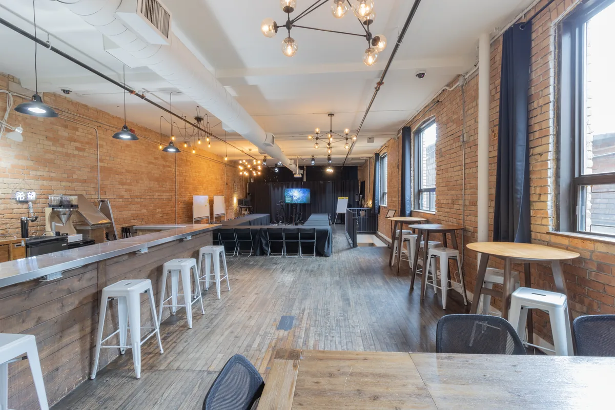 Dedicated Offsite Venue for Team Meetings and Creative Sessions, 465 sqm, team offsite, pop-up rental in Toronto, third inte…