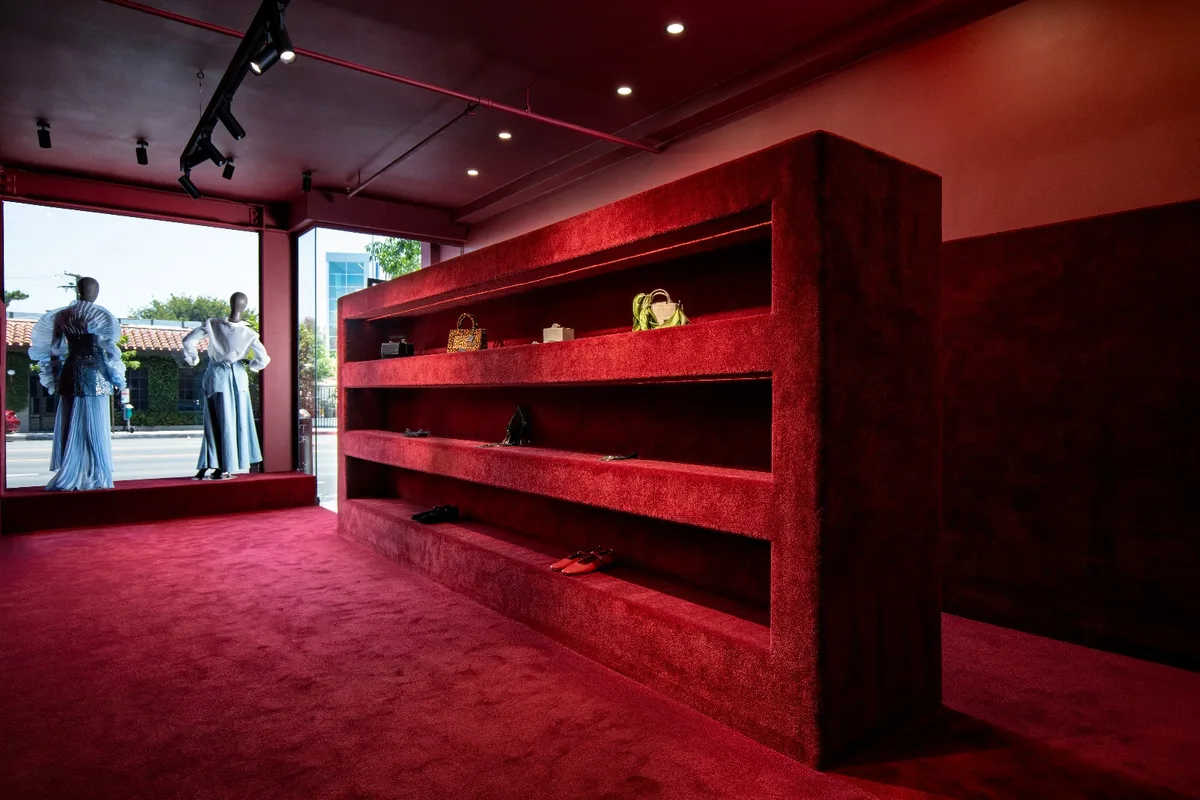 Designer Boutique Space on Melrose Avenue, 158 sqm, pop up store in West Hollywood, interior view