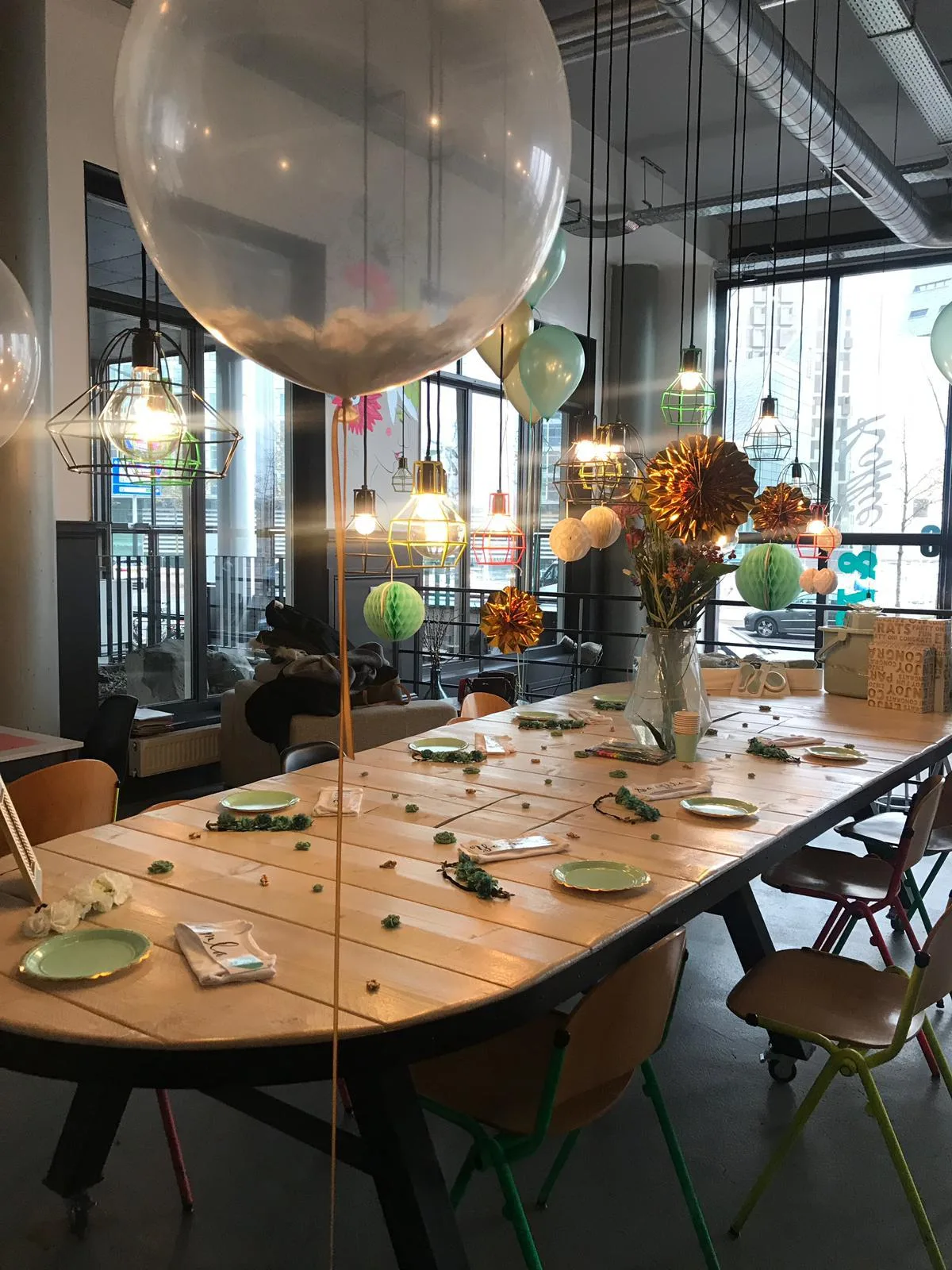 Diverse commerciële ruimte te huur met uitzicht in Amsterdam, 130 sqm, pop up store