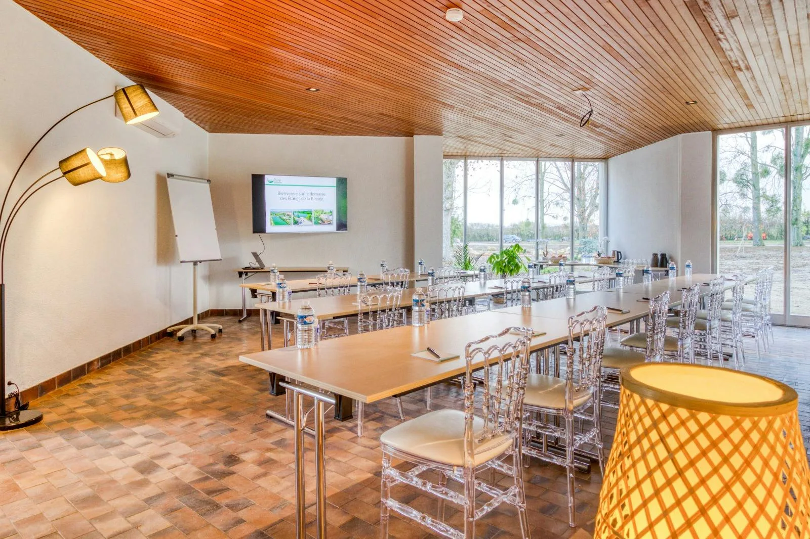 Domaine Les Étangs de la Bassée Event Space in Gravon — 4