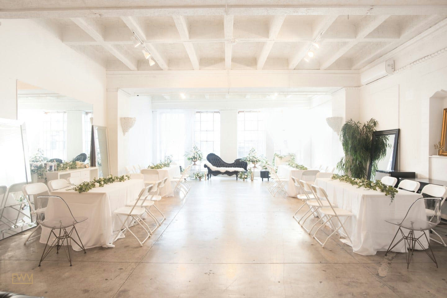 DTLA Grand Loft with High Ceilings, 112 sqm, pop up store in Los Angeles