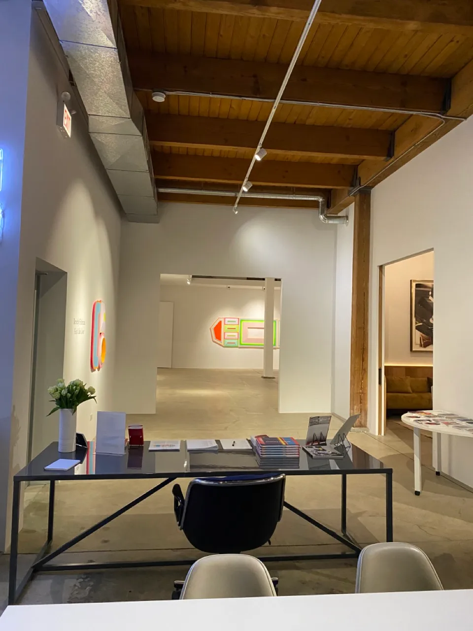 Dual-Level Loft Space in West Loop's Fulton Market, 372 sqm, pop up store in Chicago, second interior view