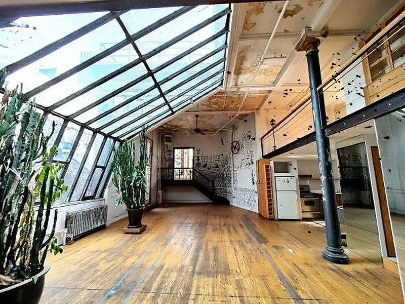 Duplex Loft Space on Broadway, New York — 4