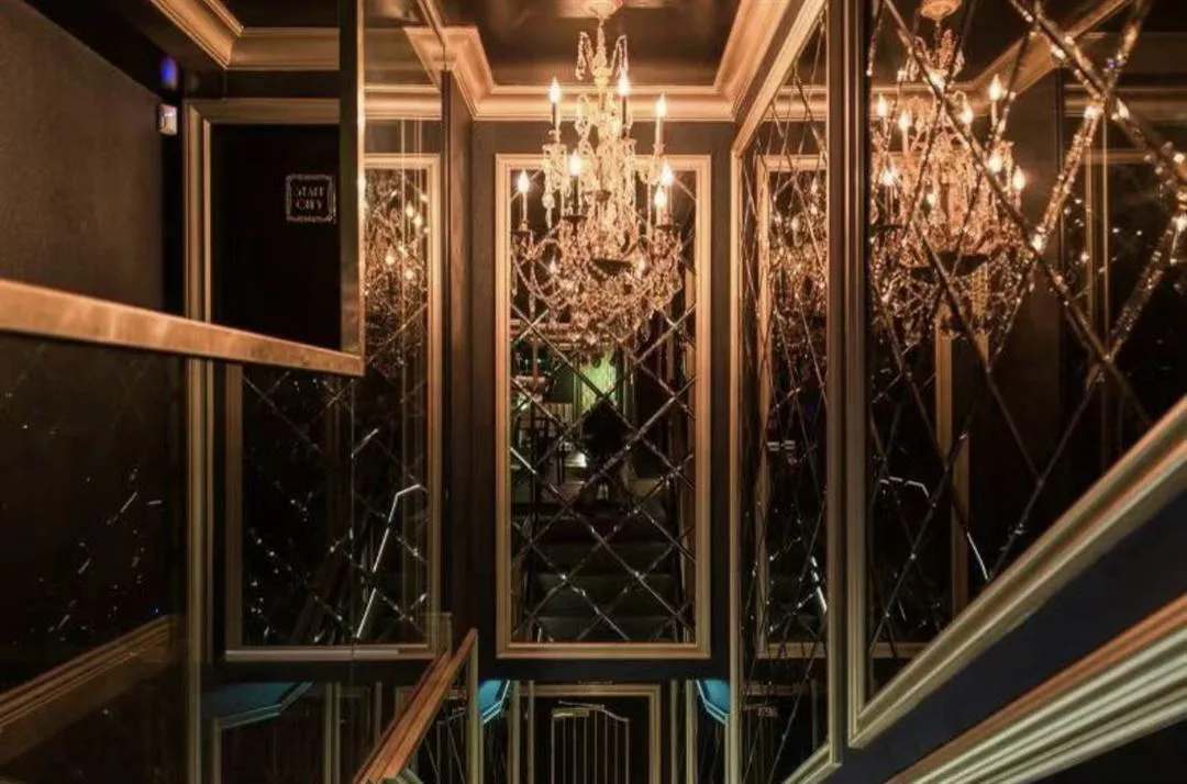 Dynamic Downtown Event Space with Outdoor Patio, 232 sqm, private event, pop-up rental in Vancouver, third interior view