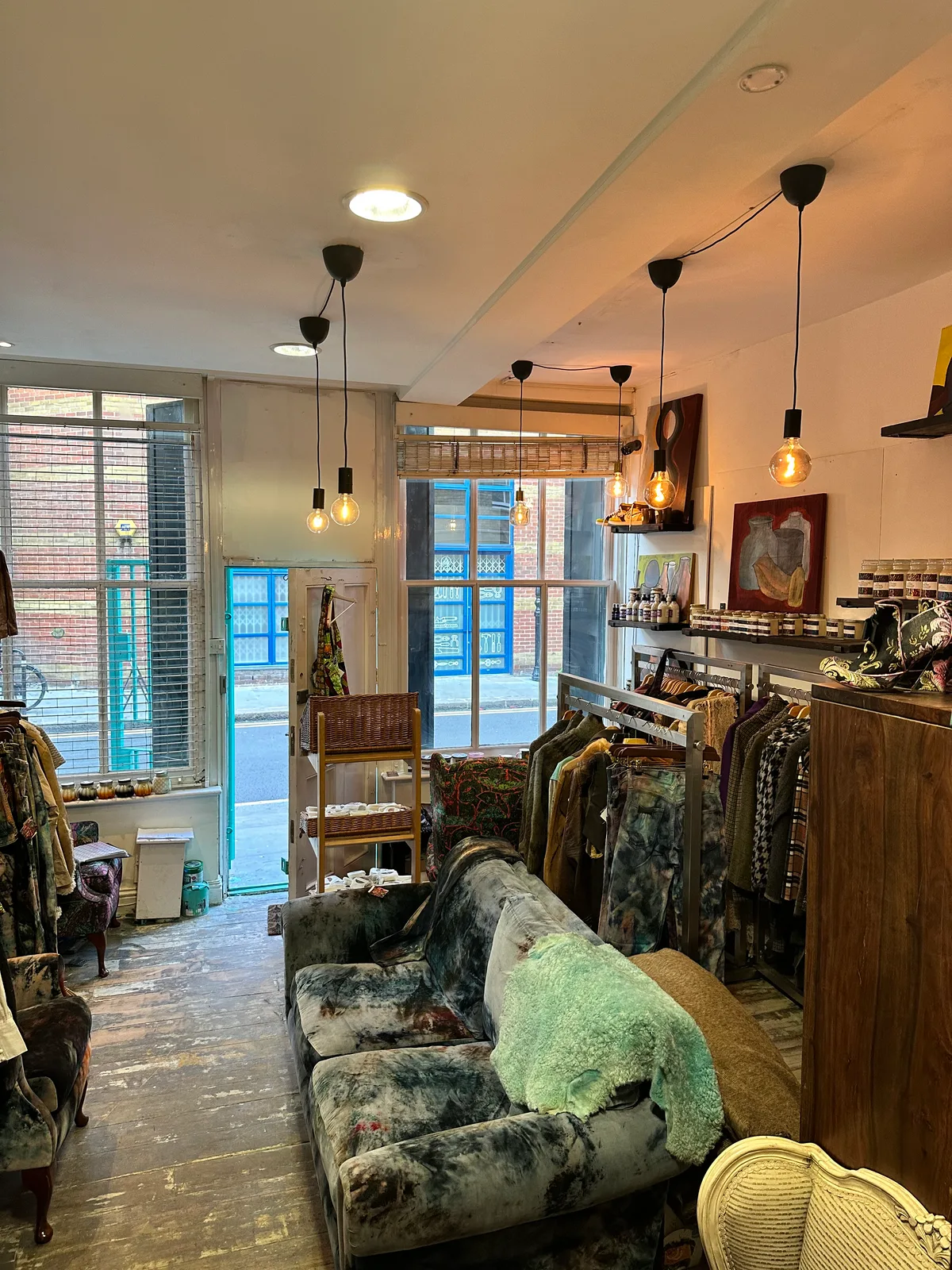 Eclectic Shop Space for Filming in Shoreditch, 60 sqm, photo shoot, pop-up rental in Greater London, third interior view