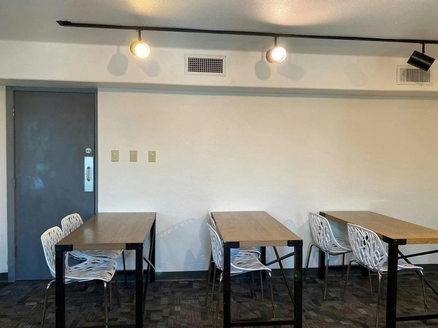 Education Room Meeting and Conference Space in San Antonio — 2