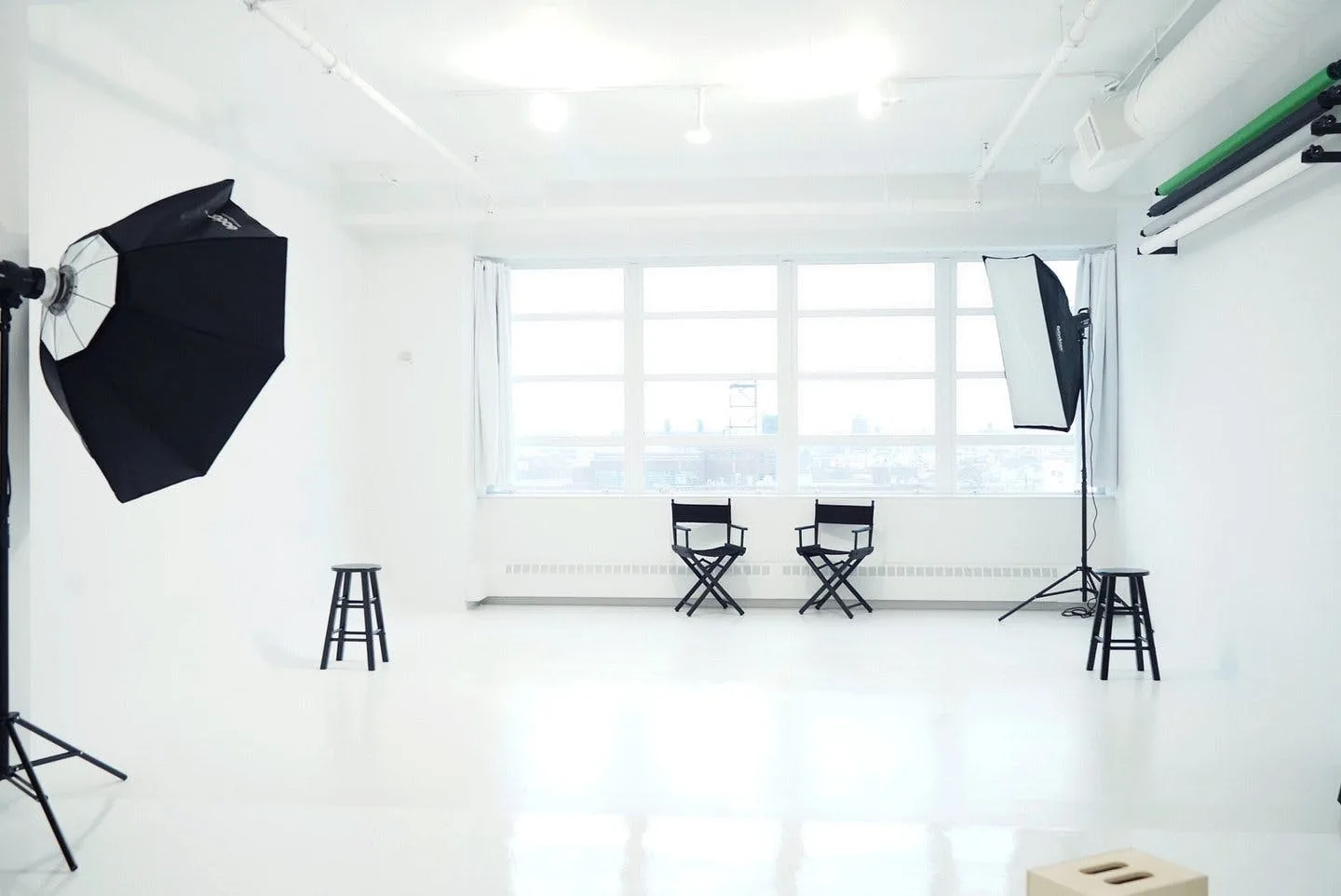 Elegant 1,050 Square Foot Studio in Brooklyn Navy Yard — 4