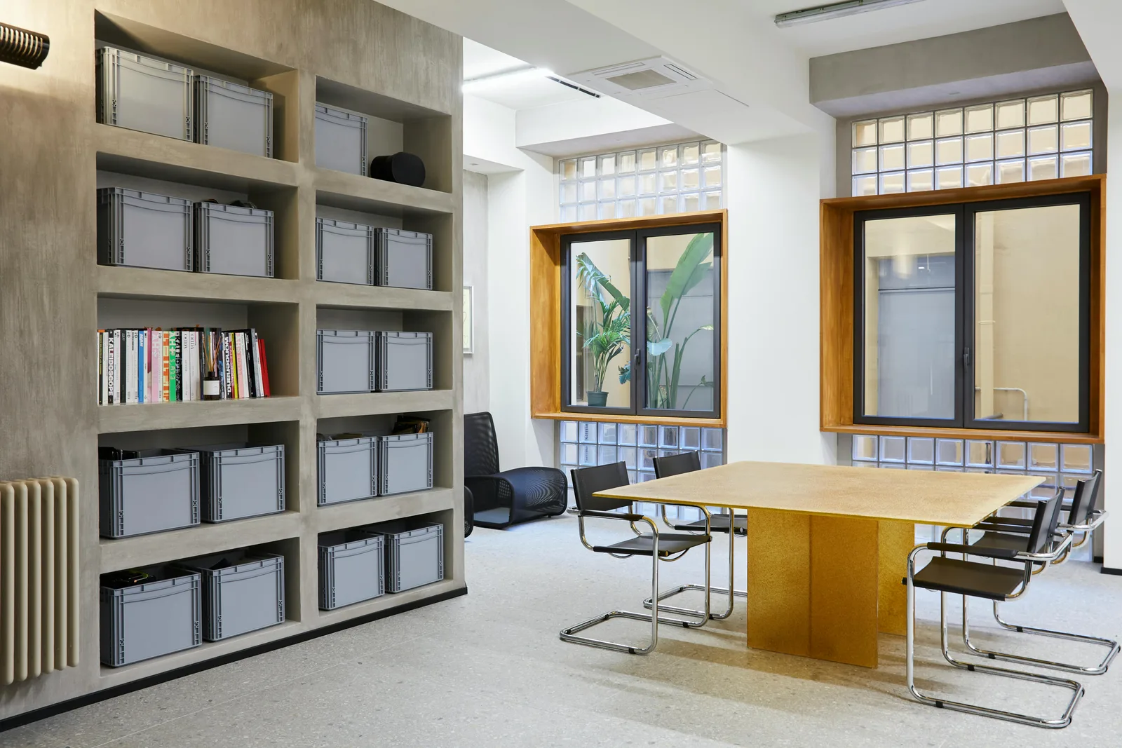 Elegant 85 sqm Creative Studio on Via Soperga, Milan — 2