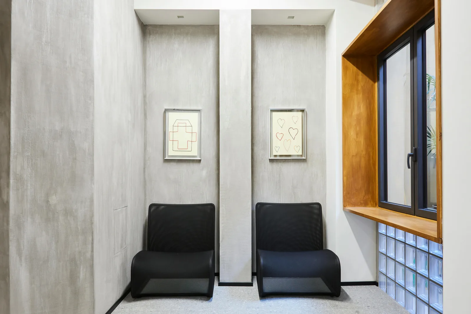 Elegant 85 sqm Creative Studio on Via Soperga, Milan — 3