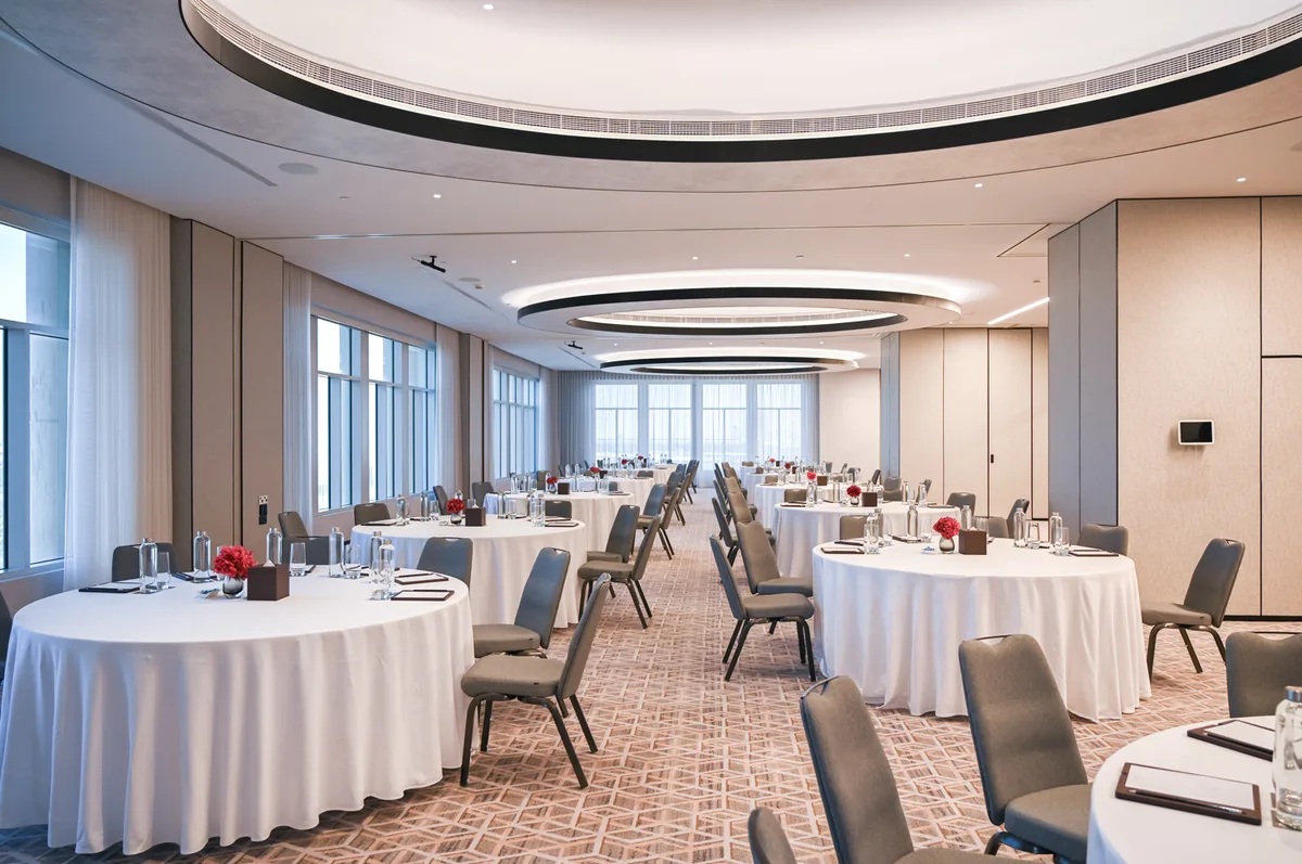 Elegant Ballroom Venue with Spectacular City Views, 420 sqm, corporate event, pop-up rental in دبي, third interior view