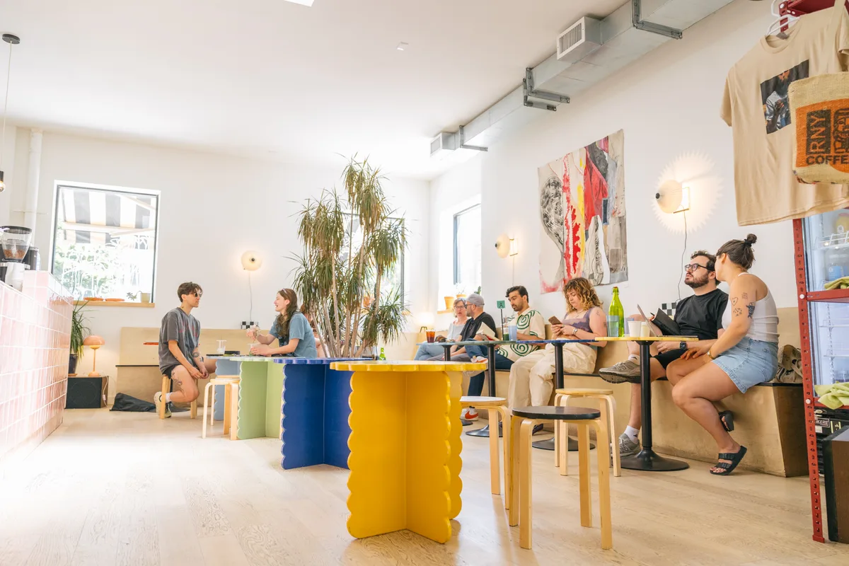 Elegant Cafe Space with Kitchen and Ample Seating, 93 sqm, retail activation, pop-up rental in Brooklyn, additional interior…