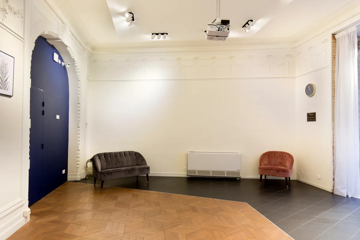 Elegant Commercial Space in Central Toulouse, 42 sqm, pop up store, additional interior view