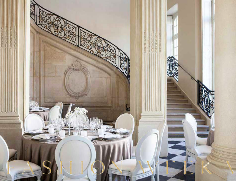 Elegant Historic Venue with Modern Amenities, 100 sqm, cocktail reception, pop-up rental in Paris, second interior view