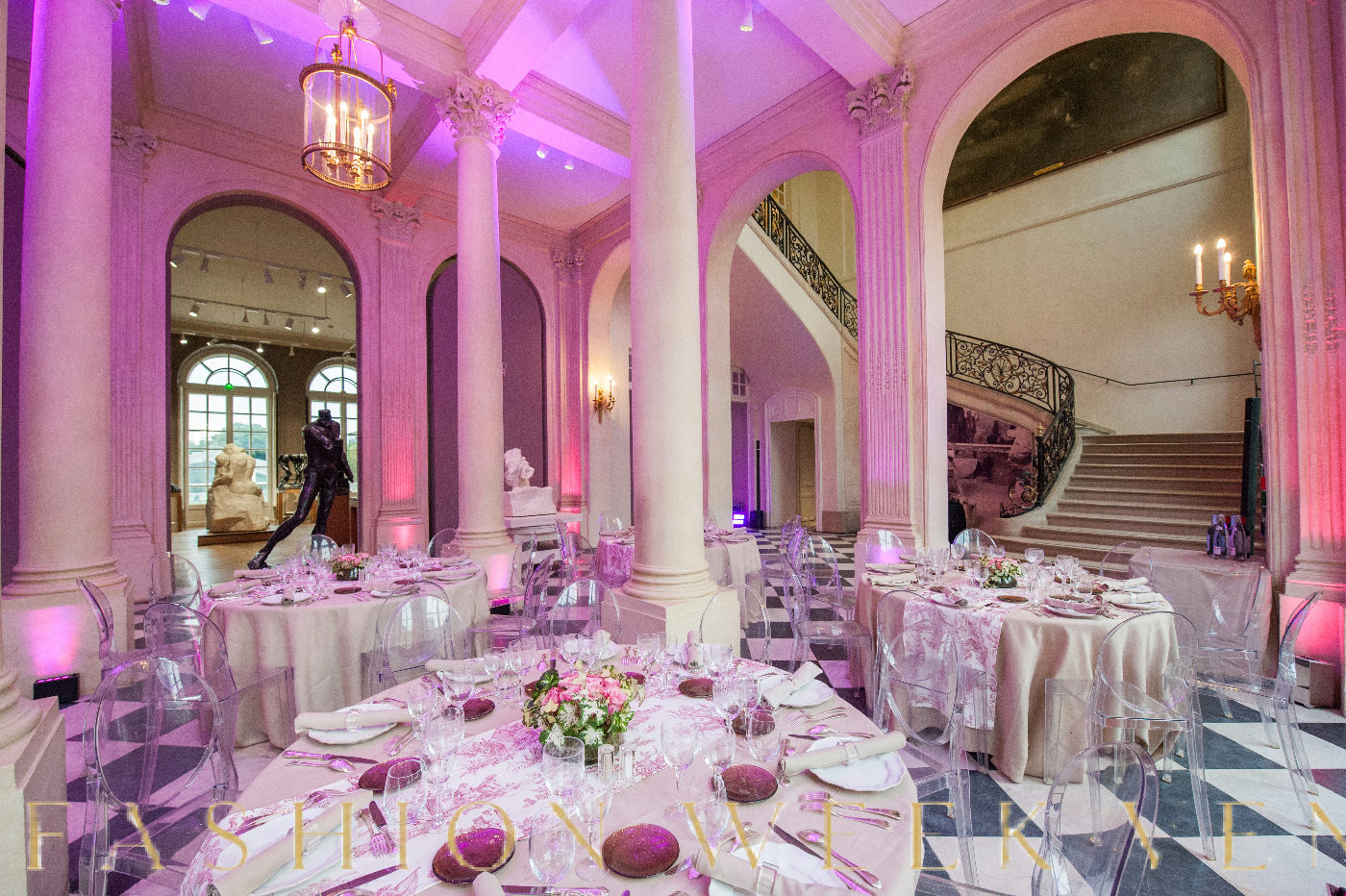 Elegant Historic Venue with Modern Amenities, 100 sqm, cocktail reception, pop-up rental in Paris, third interior view